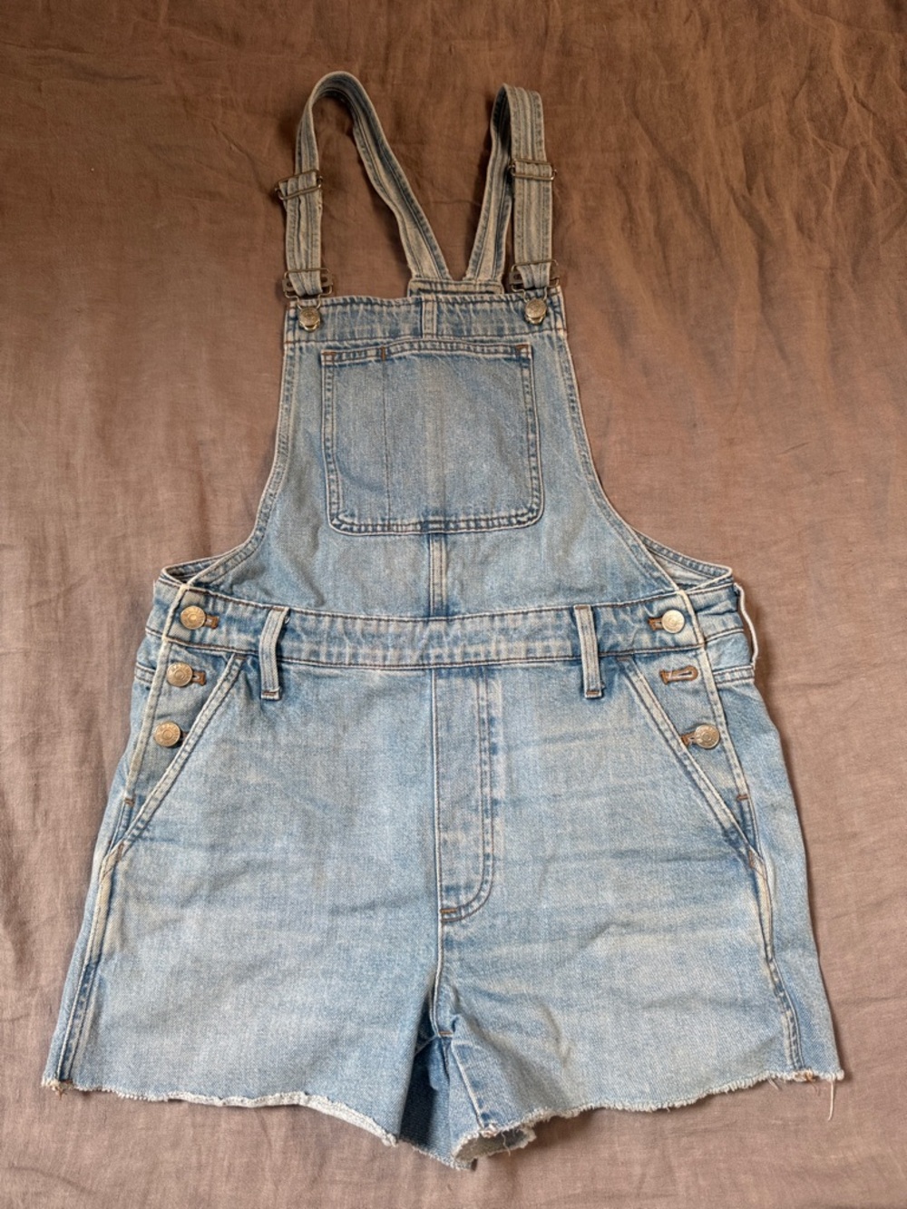 Madewell Adirondack Light Wash Denim Overall shorts
